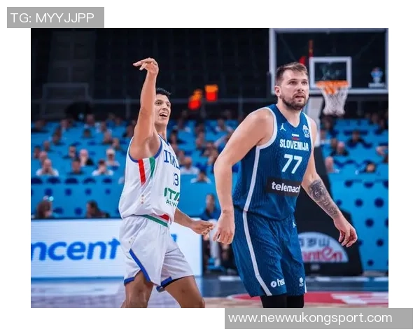 字母哥火力全开22投16中砍下37分8板7助2盖帽带队大胜正负值高达18